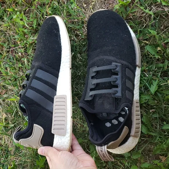 Adidas Men's Champs Sports x NMD_R1 Sneakers Size 9.5