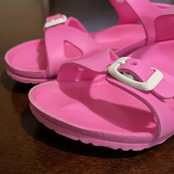 Birkenstock®️toddler girl sandals