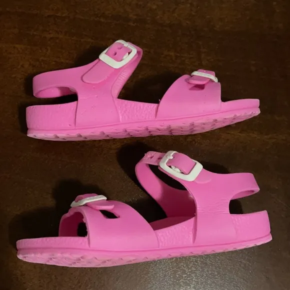 Birkenstock®️toddler girl sandals