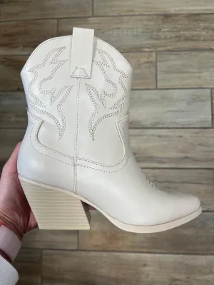Blazing Bone Boots