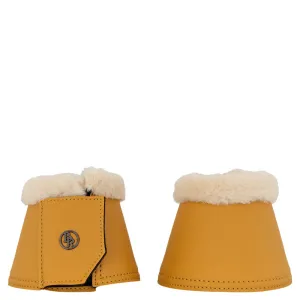 BR Eileen Harvest Gold faux fur overreaches