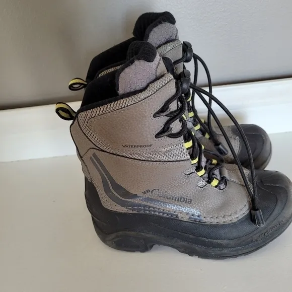 Columbia Bugaboot Gray Youth Boots