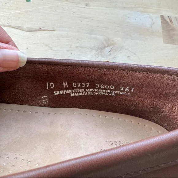G.H. Bass &amp; co weejuns brown leather Penny loafers women’s size 10