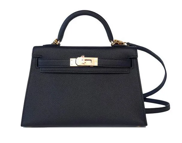 Hermes Limited VIP 20cm Kelly Epsom Sellier Gold Hardware