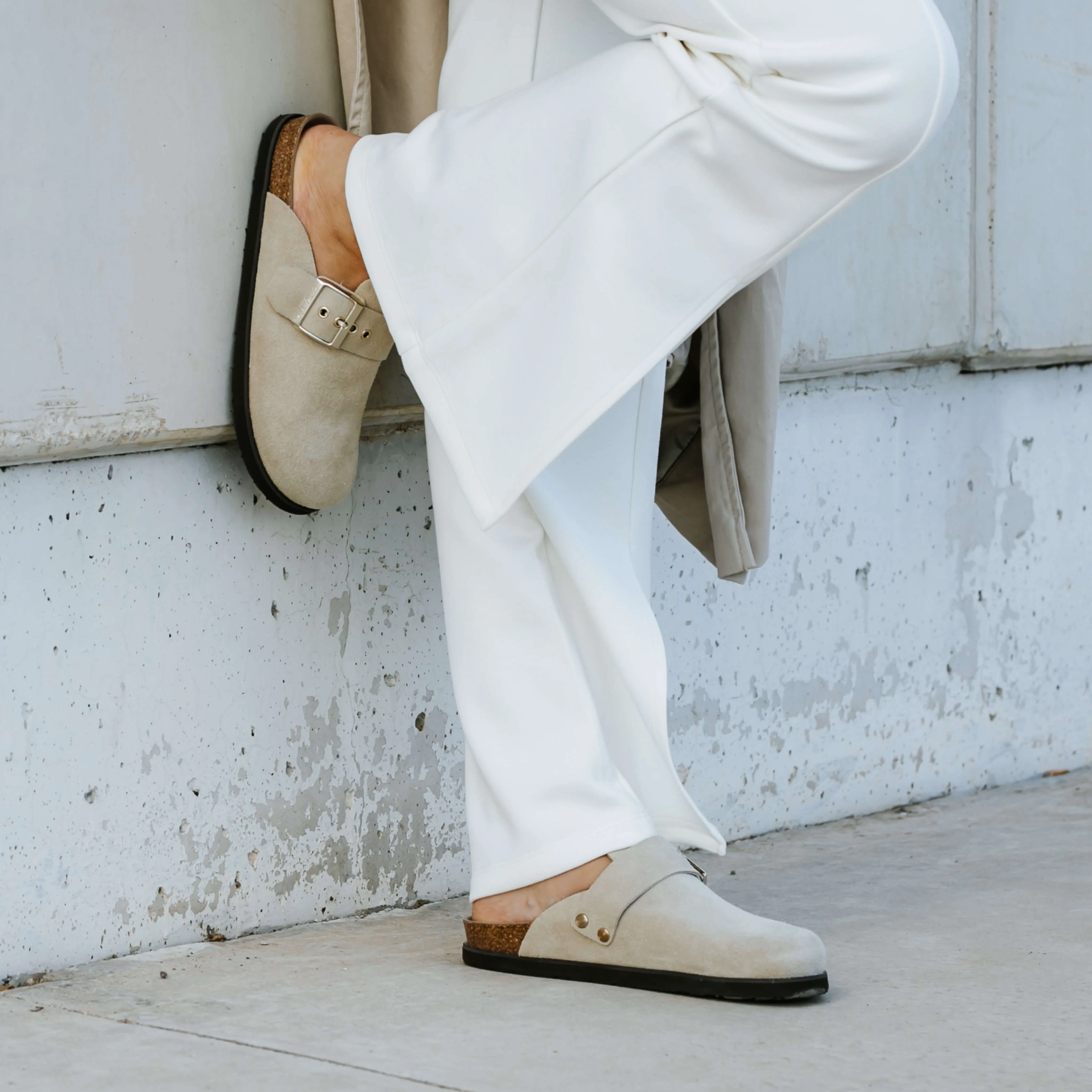 Izar Sand Clogs