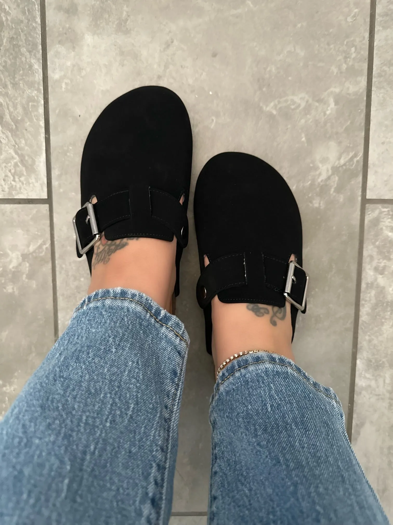Jasmine Clog- Black