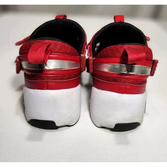 Jordan Trunner Mens Size 10 Red &amp; White Running Training Shoes 897992-601