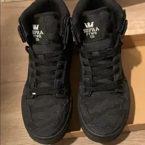 🎉Last Deal 🎉Supra Sneakers