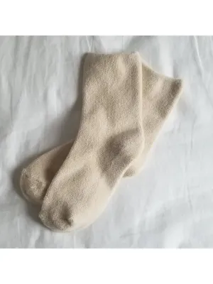 LE BON SHOPPE CLOUD SOCKS || ECRU