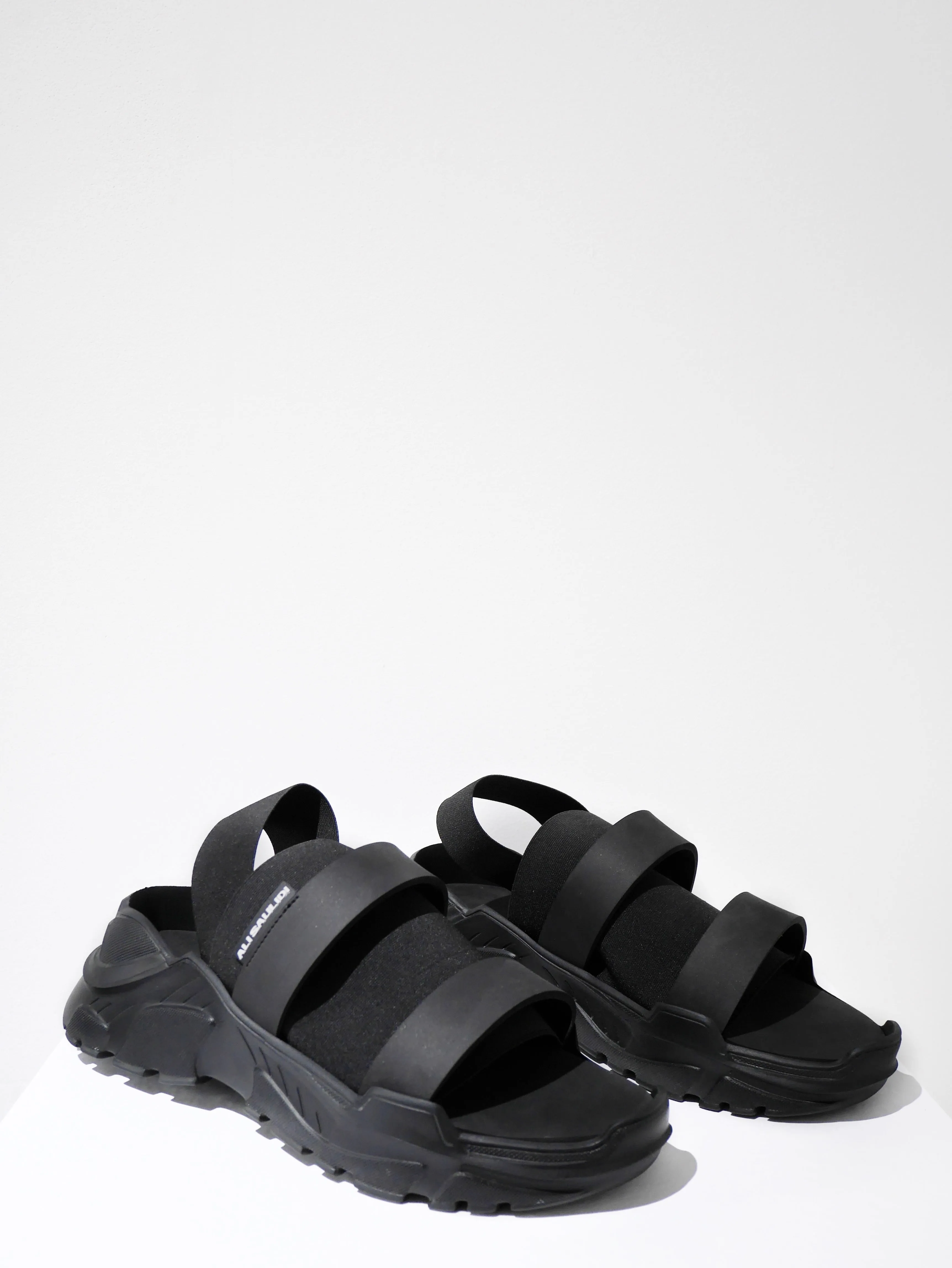 Mascaron Elastic Sandals Black