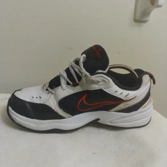 Mens NIKE Air Monarch Sneakers sz 10.5 white red black Walking Training Casual