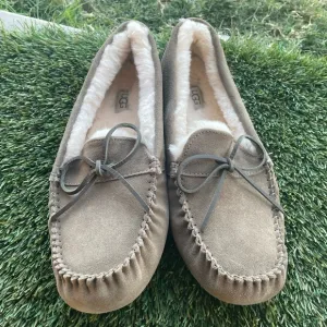 Men’s UGG Corvin Loafer Suede sz 11