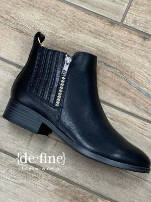 Mia Benicio Black Side Zip Booties
