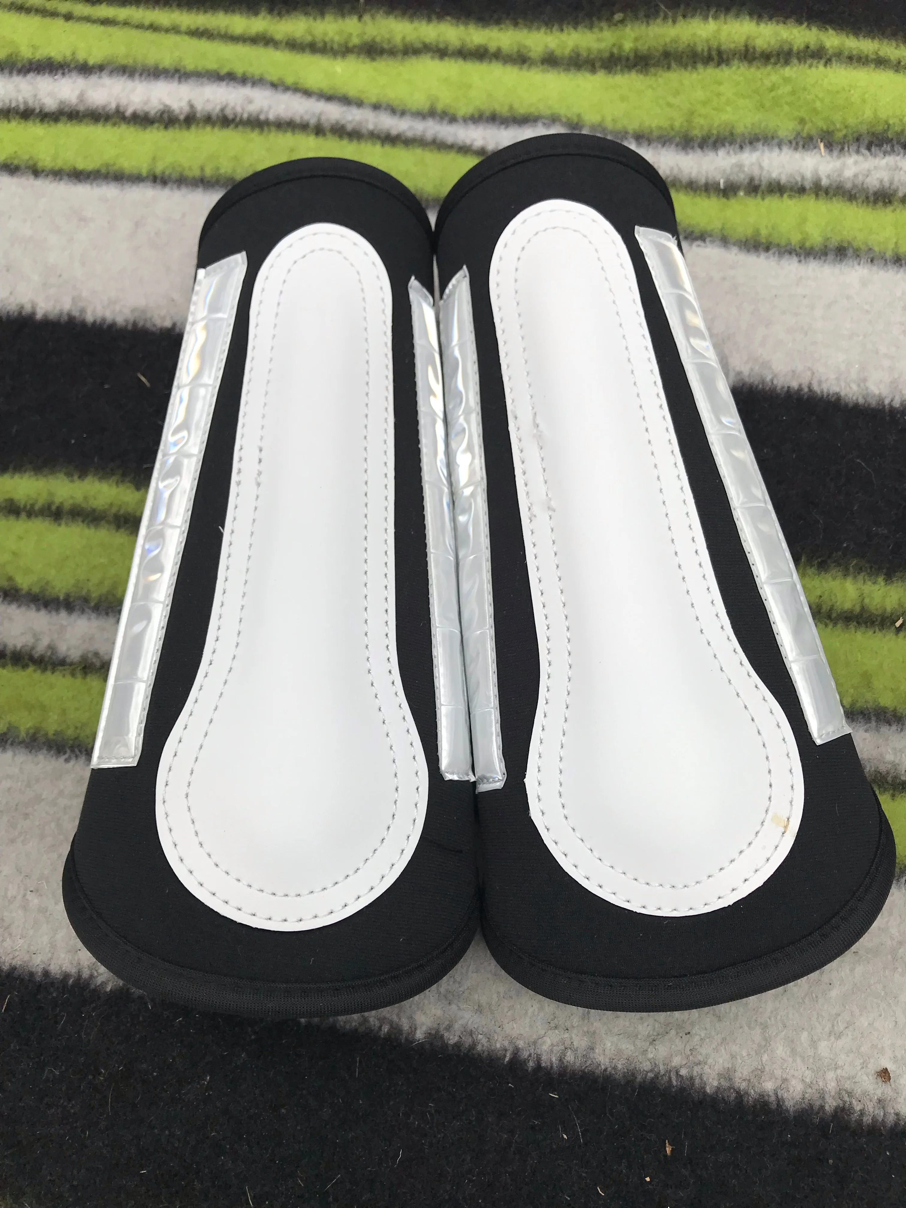 new harlequin brushing boots pony size FREE POSTAGE