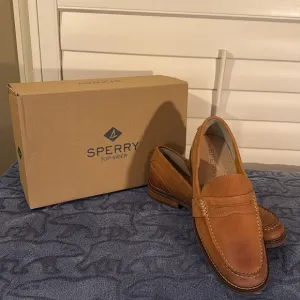 New Without Tags - Men’s Sperry Essex Penny - Suede - Tan - Size 8 Medium