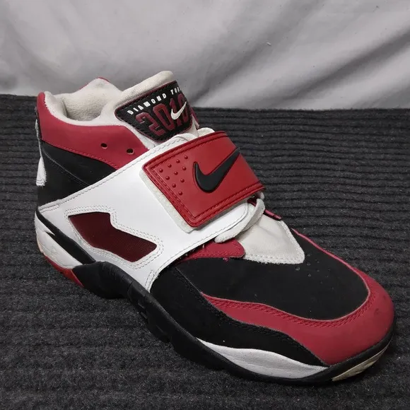 Nike Air Diamond Turf 2010 Kids Sneakers Red