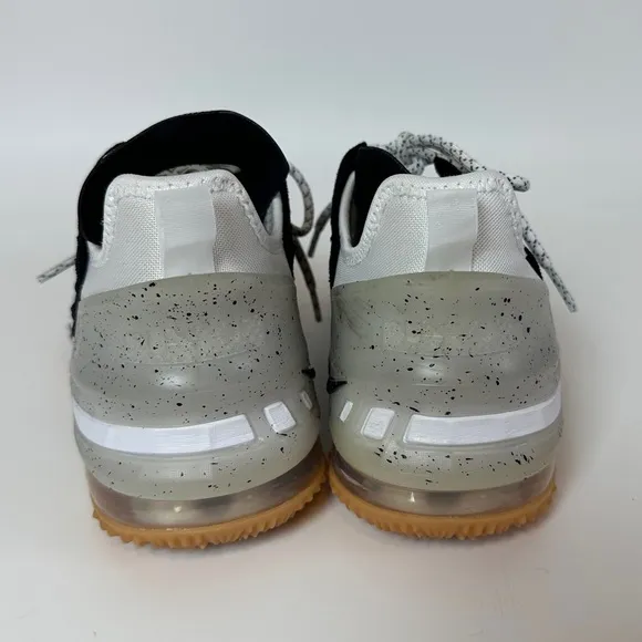 Nike Lebron XVIII‎ Grade School 4Y Black/White Gums Sneakers Shoes [CW2760-007]