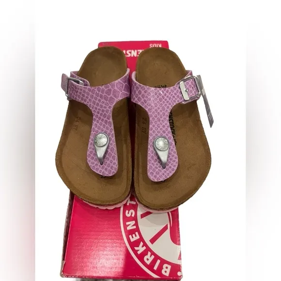 NWT Birkenstock Kid Gizeh Birko-Flor Sandals in Magic Snake Lilac in size 12