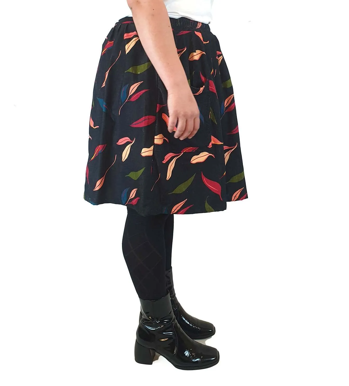 Rummage Style black cord skirt with cute leaf print size 14