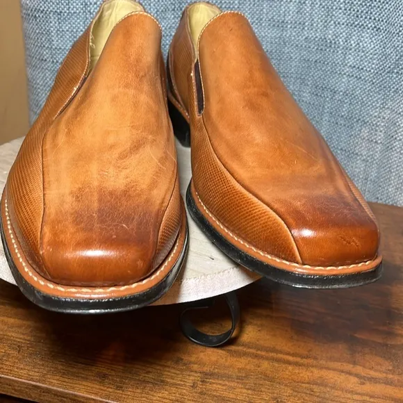 Sandro Moscoloni Brown Burnished Leather Loafers Slip On Professional GQ Career