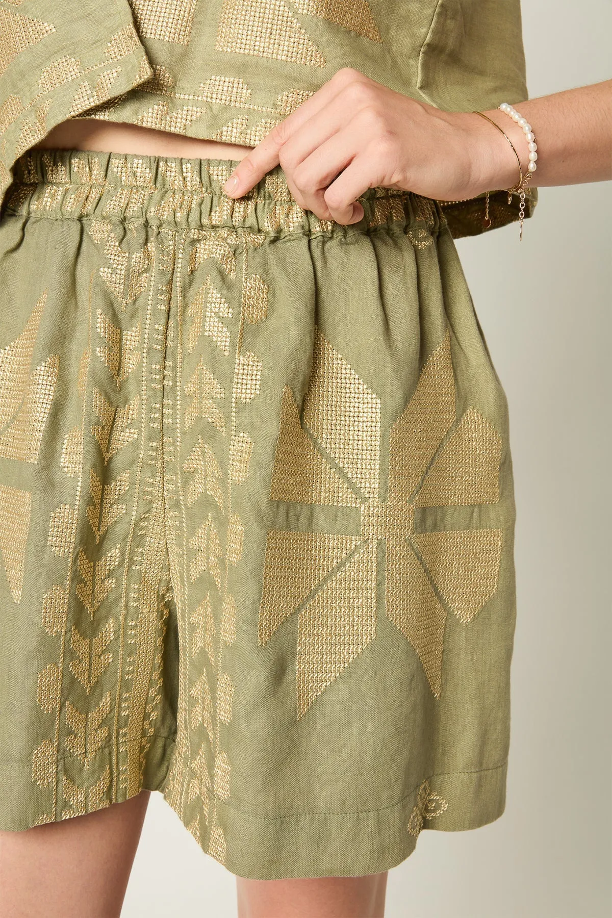 SHORTS AEOLIS MULTI ELASTIC WAIST - TEA GOLD