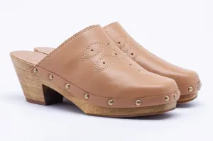 Shy Clogs