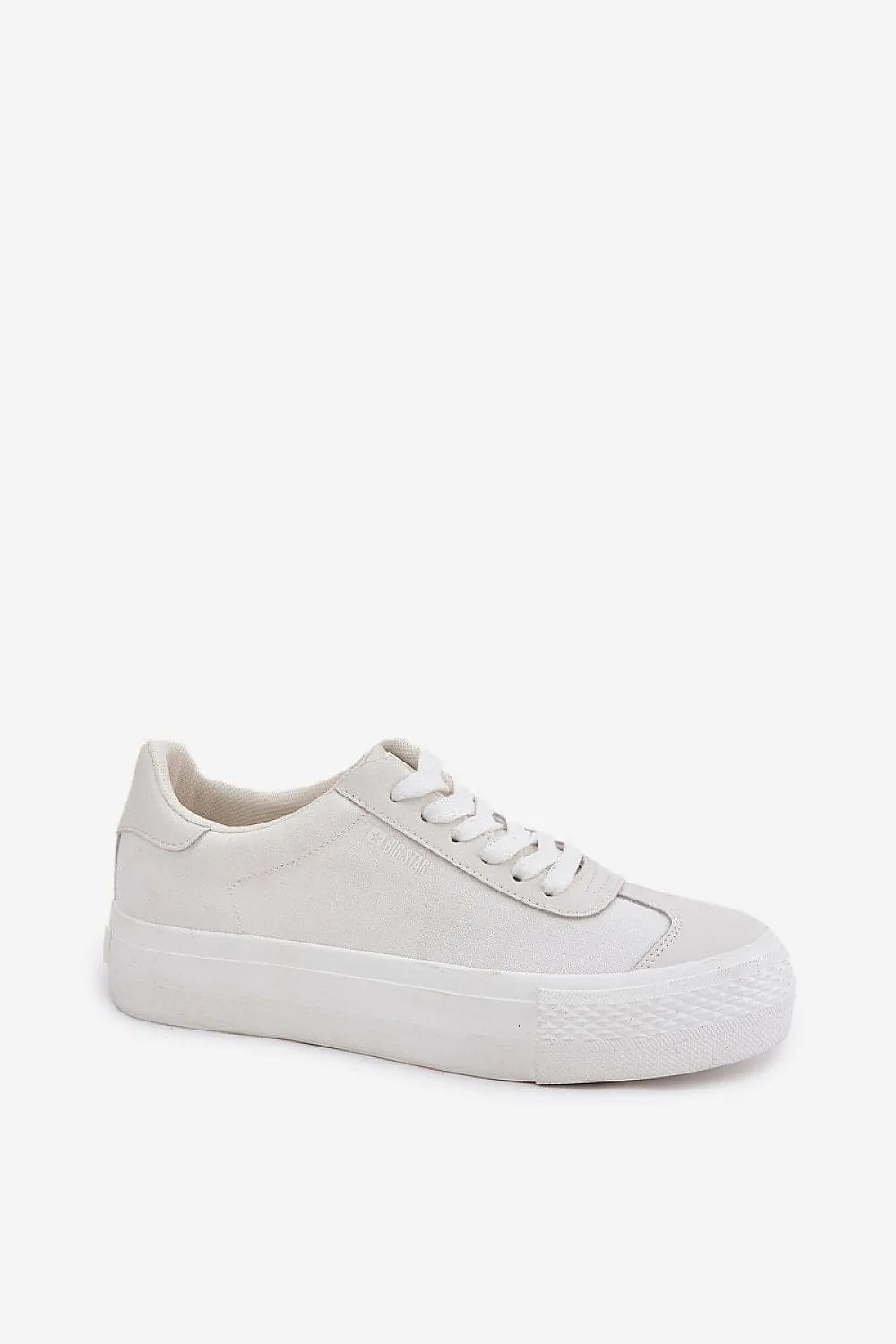Sneakers Step in style