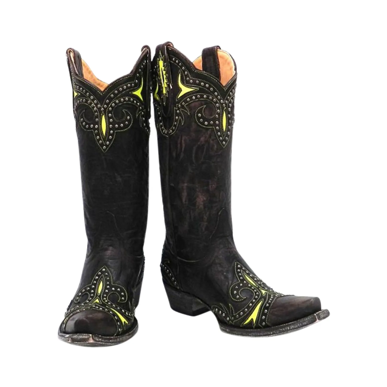 TAKA BROWN STUD