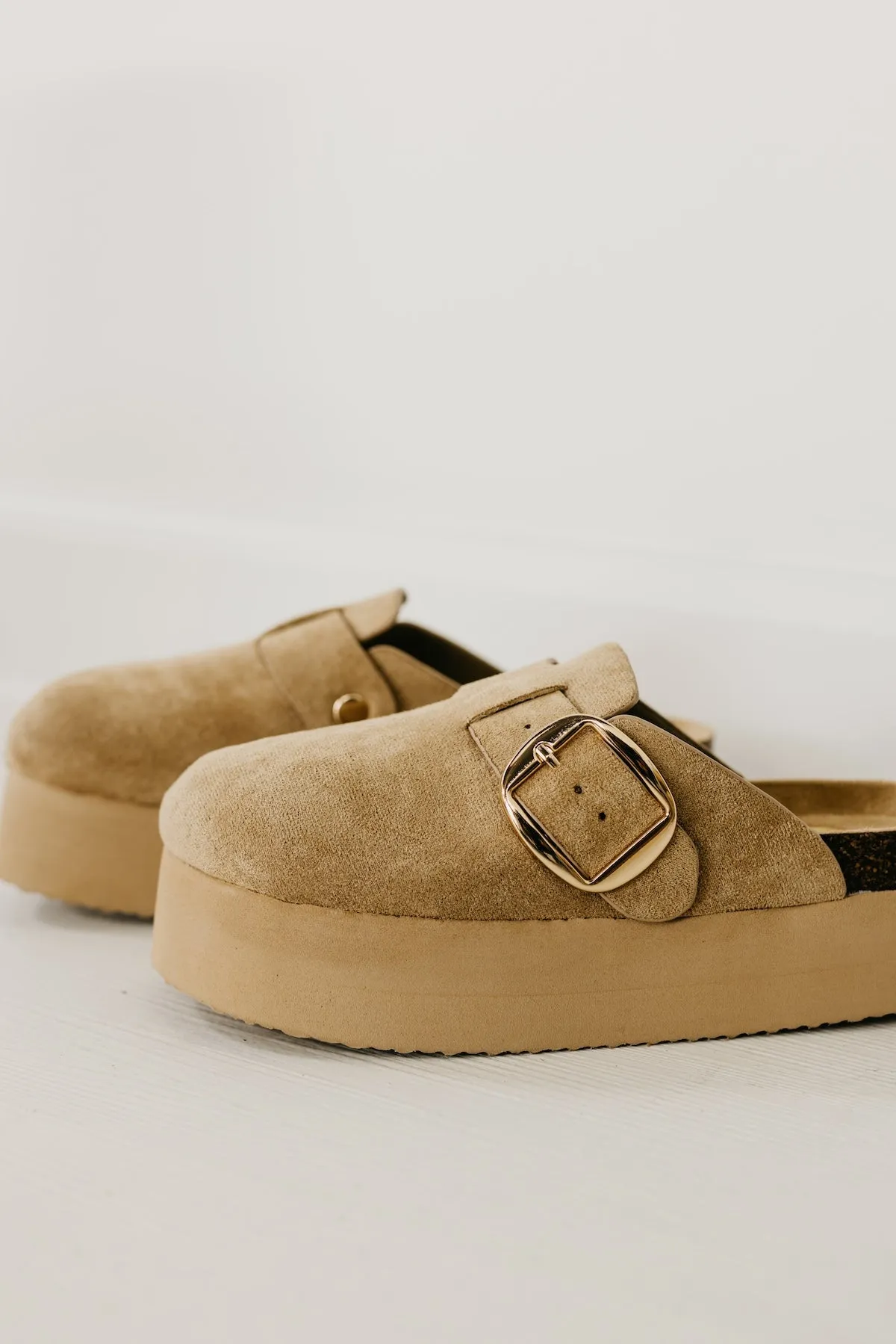 The Jasmine Platform Clog