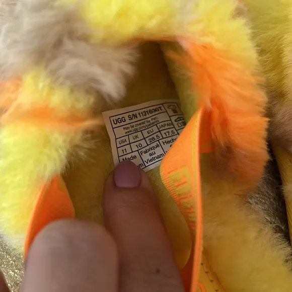UGG Kids Fluff Yeah canary yellow plaid punk slip on slide sandals. Size 11
