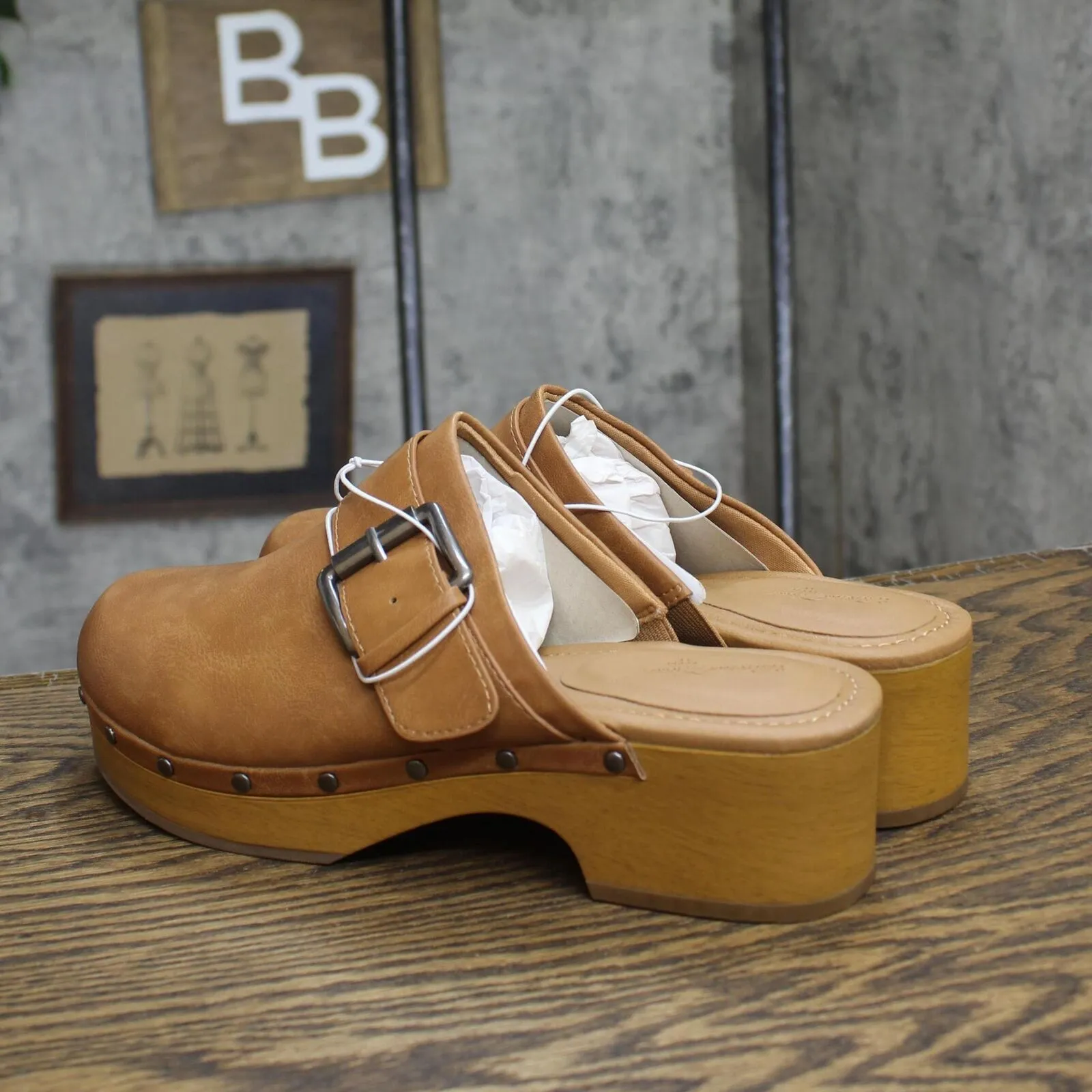Universal Thread Women's Faye Clog Heels 87931705 Tan Brown 8.5M