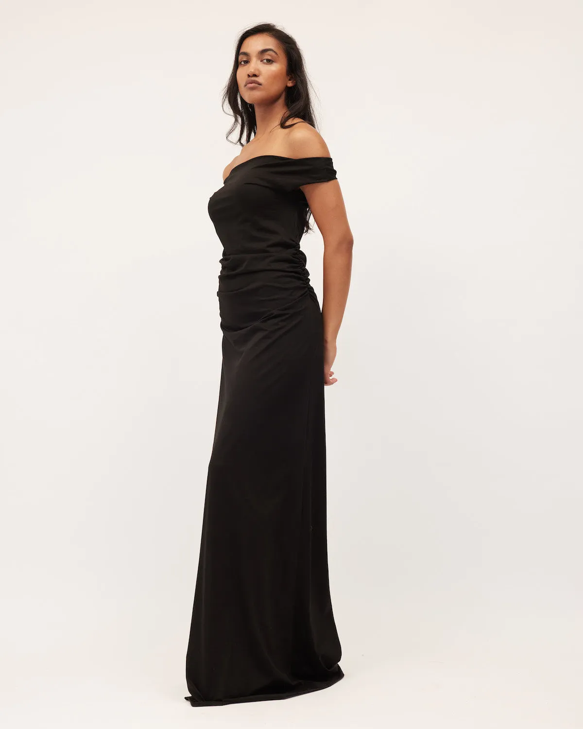 Vera to the Floor | Black