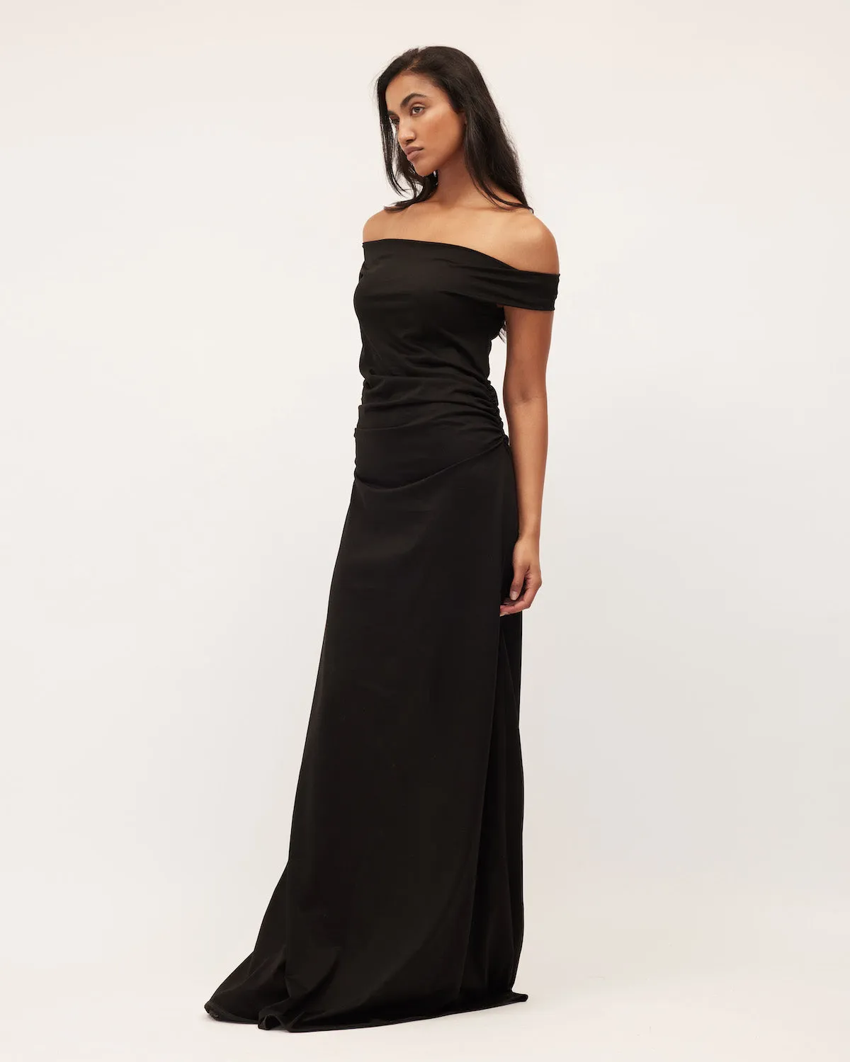 Vera to the Floor | Black