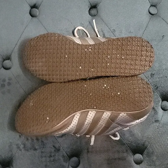 Vintage adidas Galaxy Lea Sneakers Metallic Gray Light Blue EUC 7.5